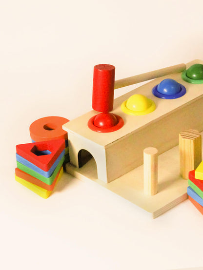 Juego didáctico para niños de encajar figuras de madera